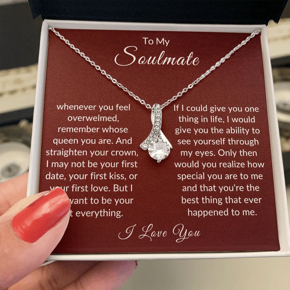 Remember Whose Queen You Are, Alluring Beauty Necklace