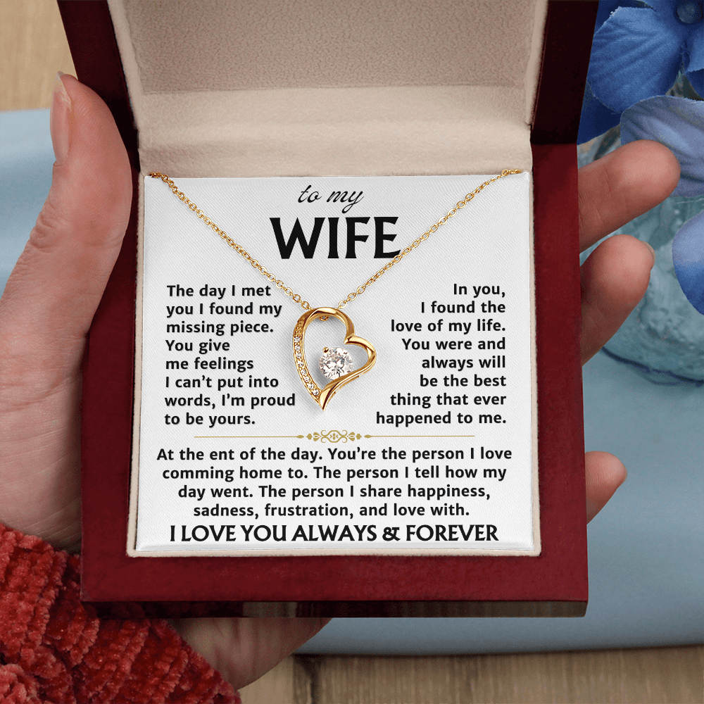 In You I Found My Love, Forever Love Necklace