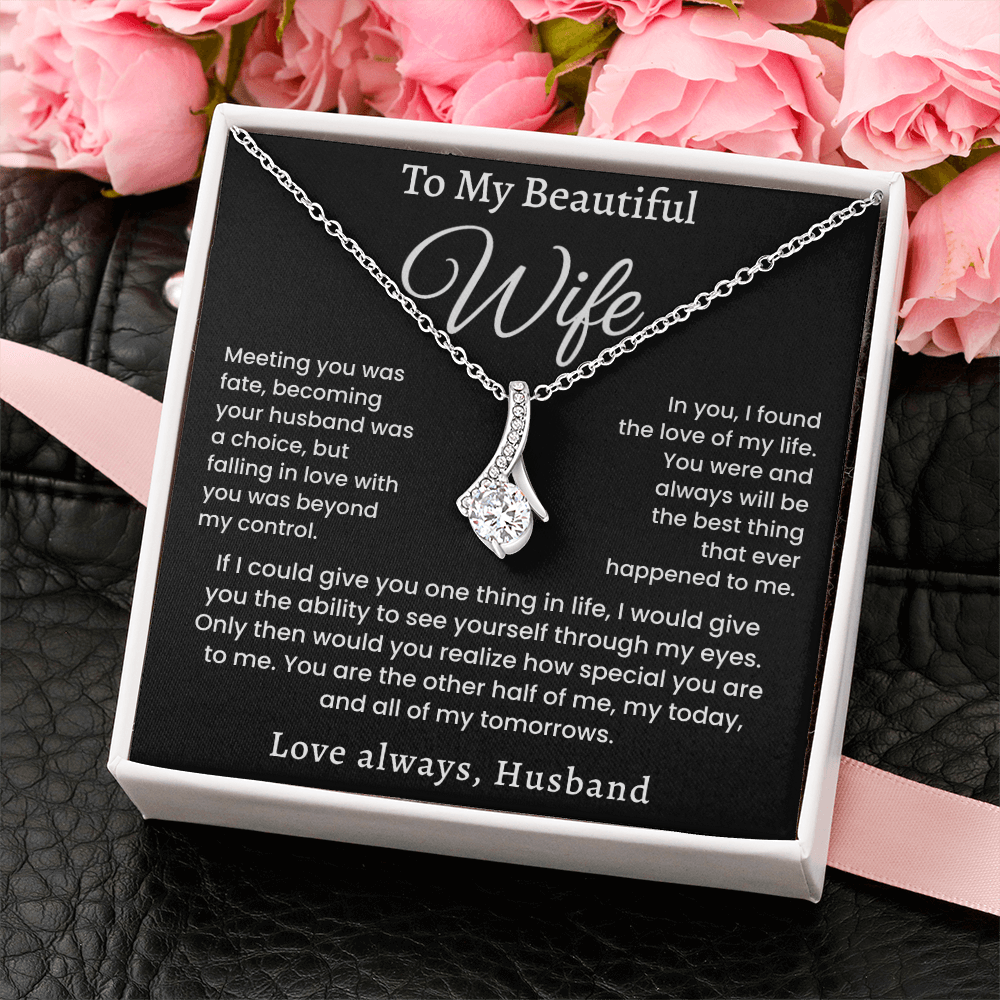 Meeting You Was Fate, Alluring Beauty Necklace