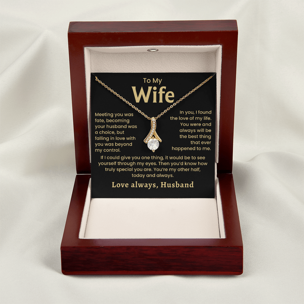 The Best Thing, Alluring Beauty Necklace