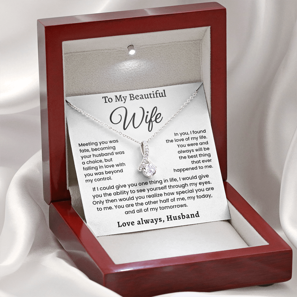Meeting You Was Fate, Alluring Beauty Necklace