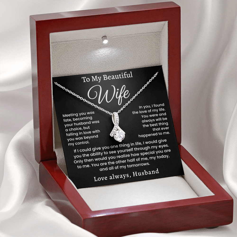 Meeting You Was Fate, Alluring Beauty Necklace