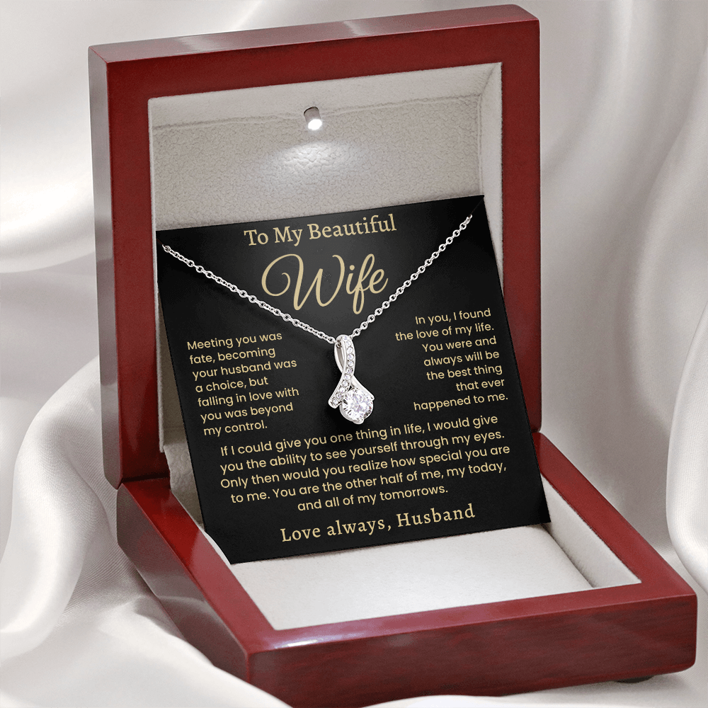 Meeting You Was Fate, Alluring Beauty Necklace