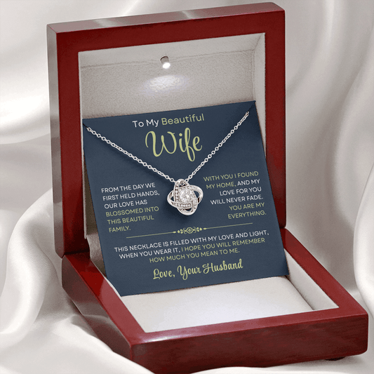 [Almost Sold Out] Love Knot Necklace