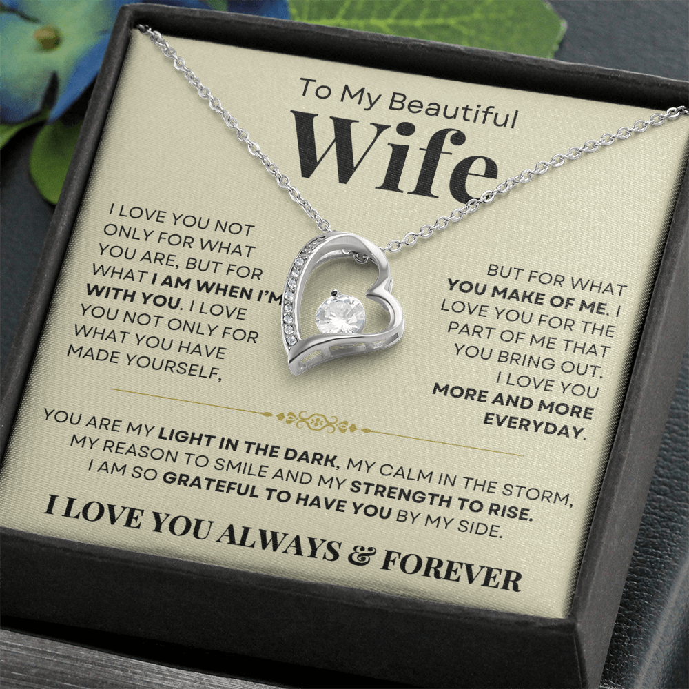 You Are My Light In The Dark, Forever love Necklace