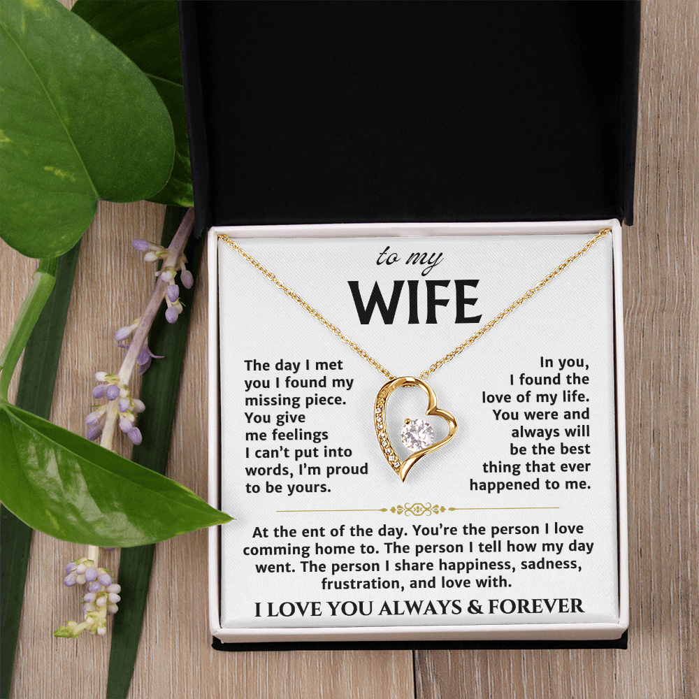 In You I Found My Love, Forever Love Necklace